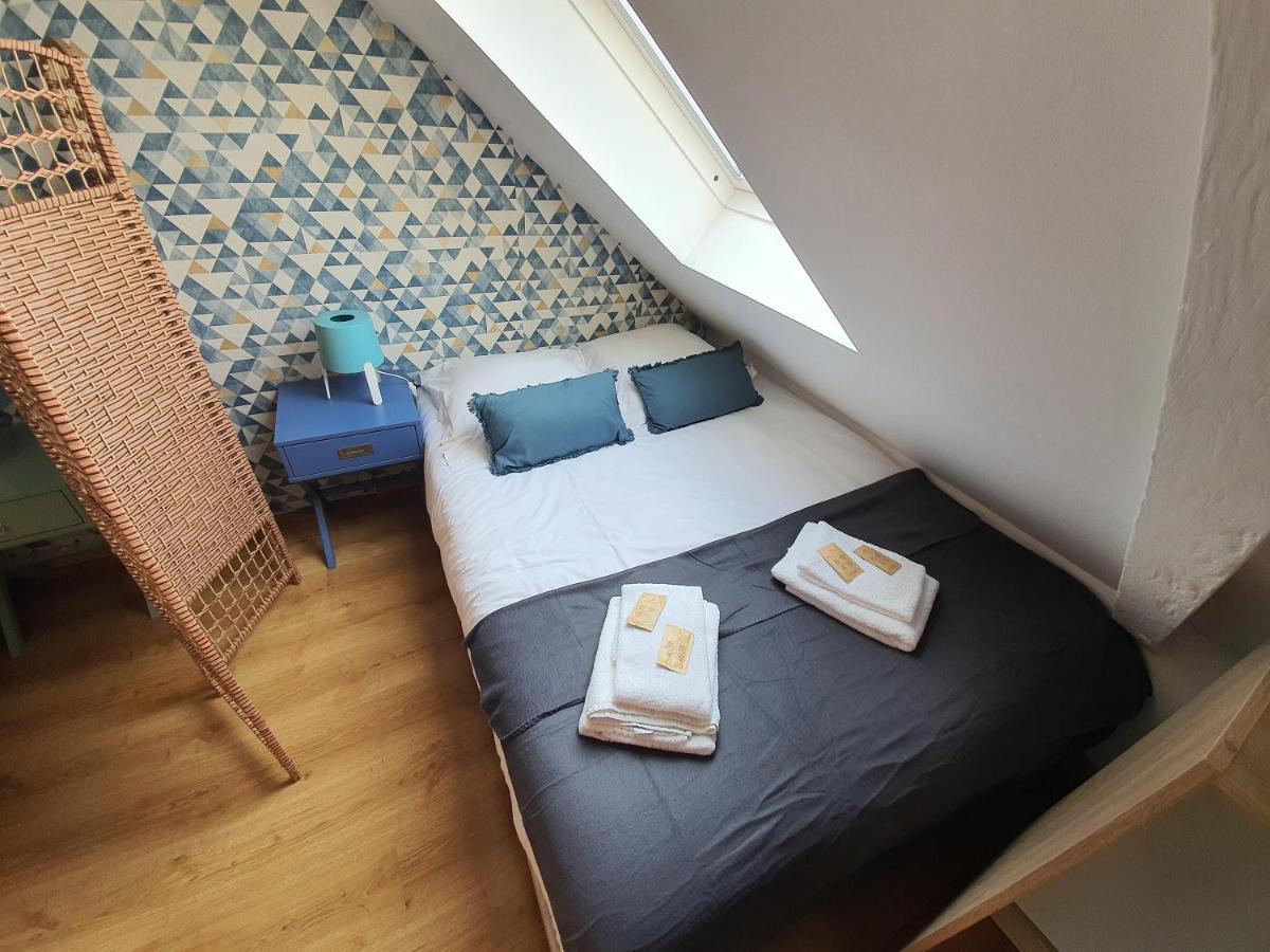 Appartement Scandy En Centre Ville Honfleur Avec Parking Luaran gambar